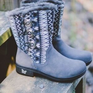 Alegria by PG Lite Nanook fur lined  Patterned Women's Boots